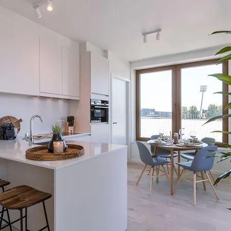 Huswell - Stylish With Terrace Near The Appartement *